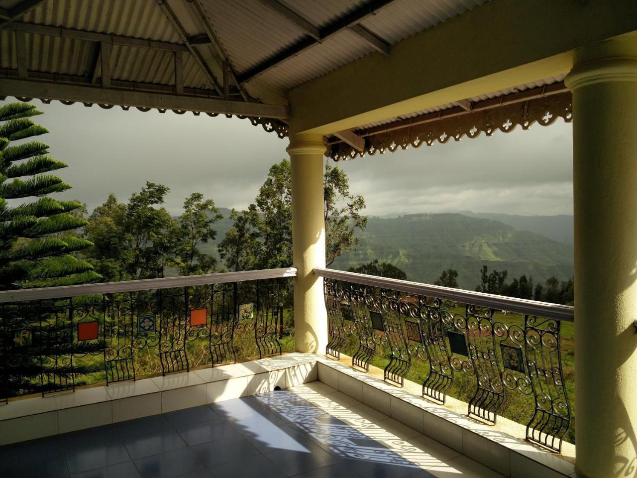 Lake View Suite Mahabaleshwar Exterior photo