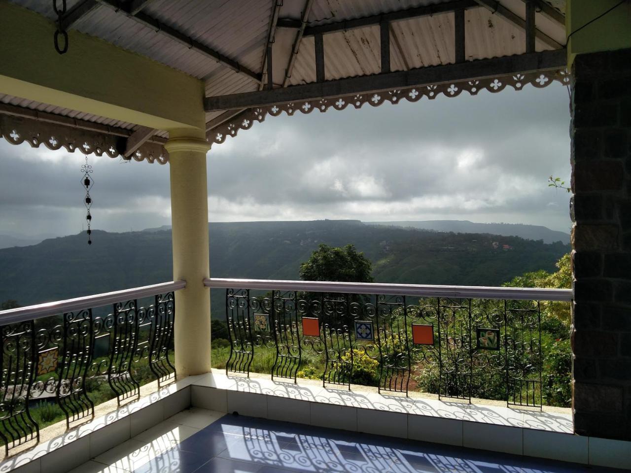 Lake View Suite Mahabaleshwar Exterior photo