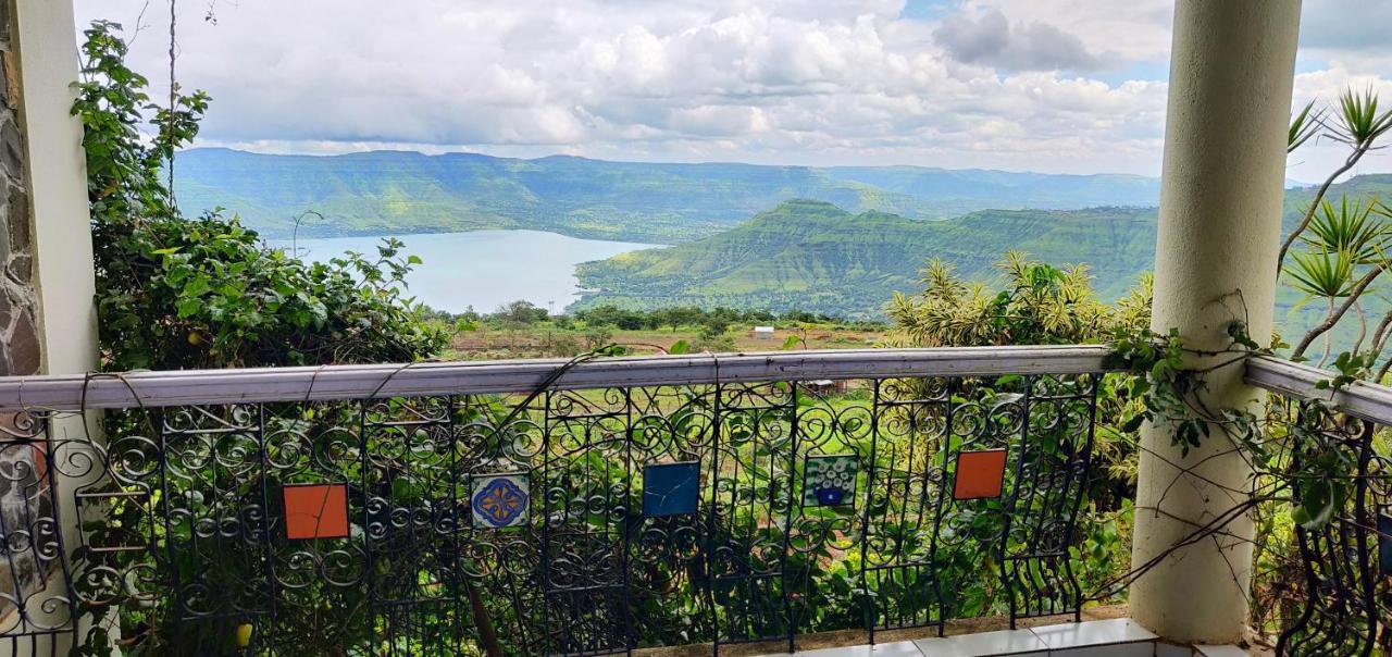 Lake View Suite Mahabaleshwar Exterior photo